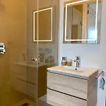 Waterfront Alojamento de Acomodação e Pequeno-almoço 4*