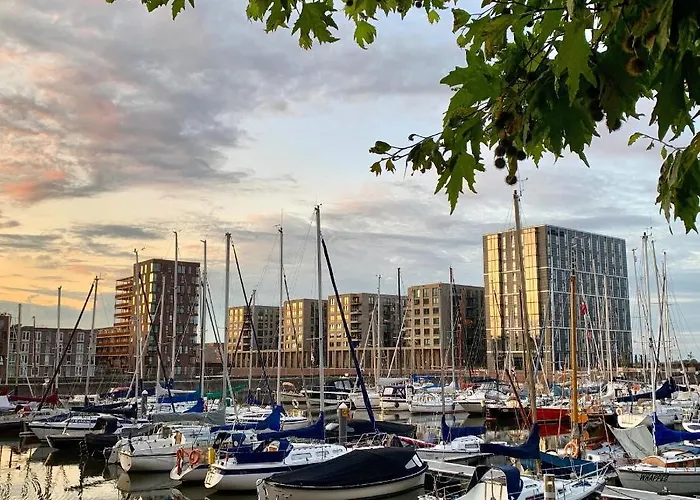 Waterfront Bed & Breakfast