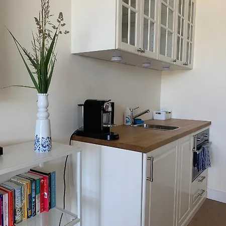 Bed and breakfast Waterfront 4*