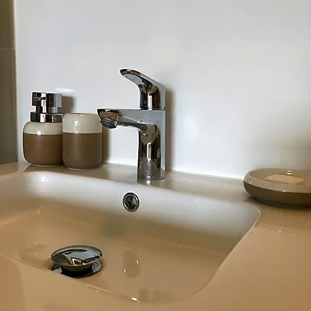 فندق مبيت وإفطار Waterfront