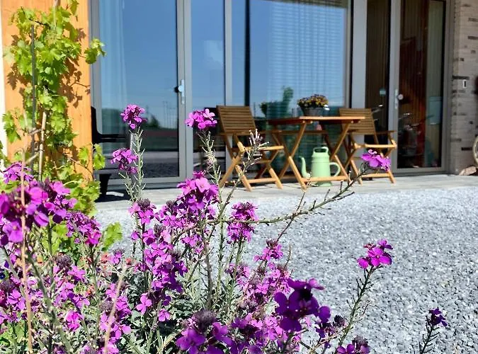 Waterfront Bed & Breakfast 4*