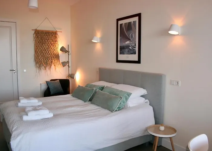 Bed & Breakfast Waterfront Amsterdam