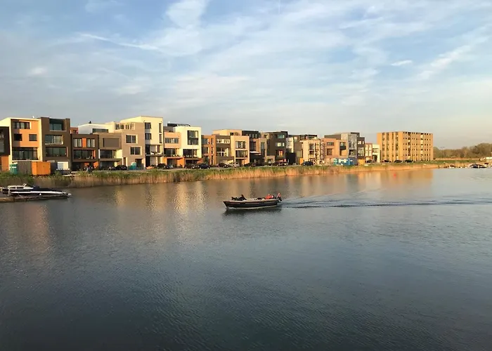 Waterfront 4* Ámsterdam